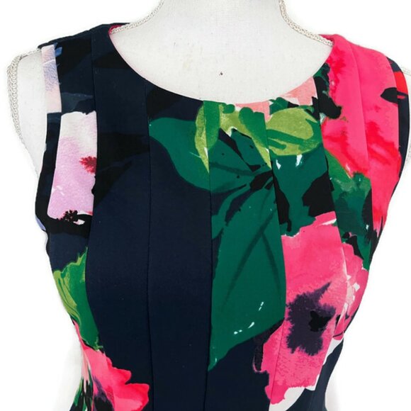 Vince Camuto Floral Dress with Pockets - Picture 2 of 8